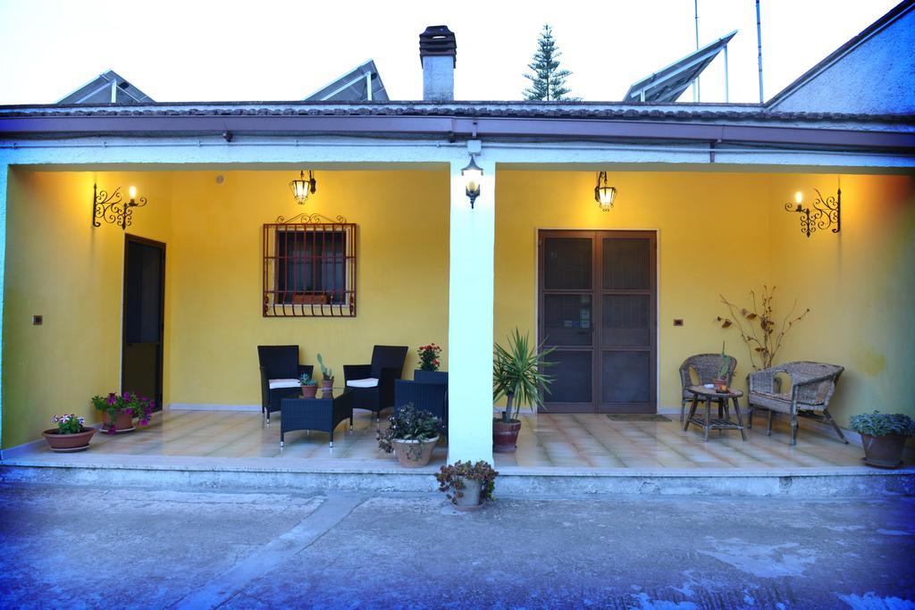 B&B Villa Lucia Mesagne Extérieur photo